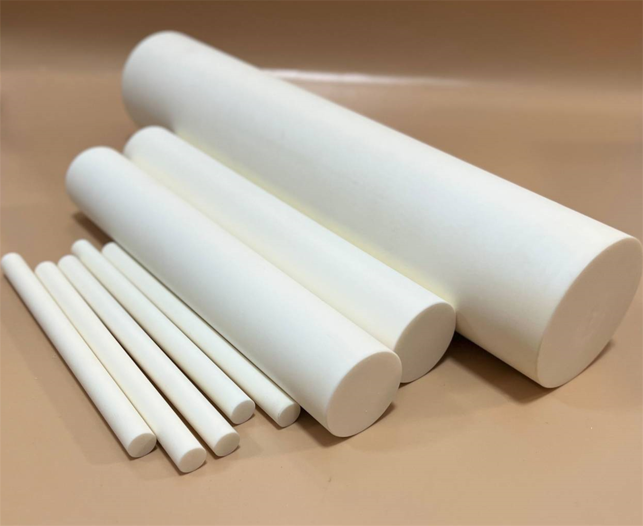 Alumina ceramic rod plunger