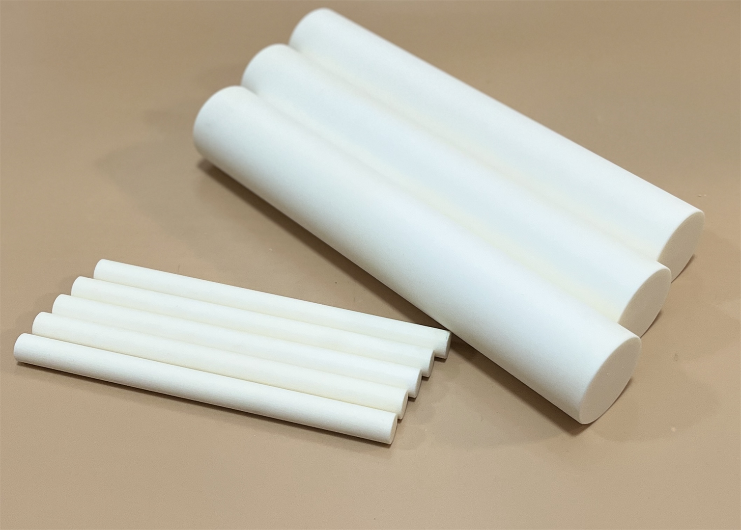 Alumina ceramic rod plunger