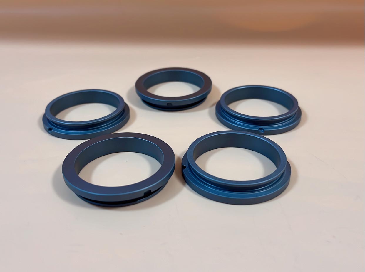 Corrosion and abrasion resistant stationary ring/rotary ring in silicon carbide