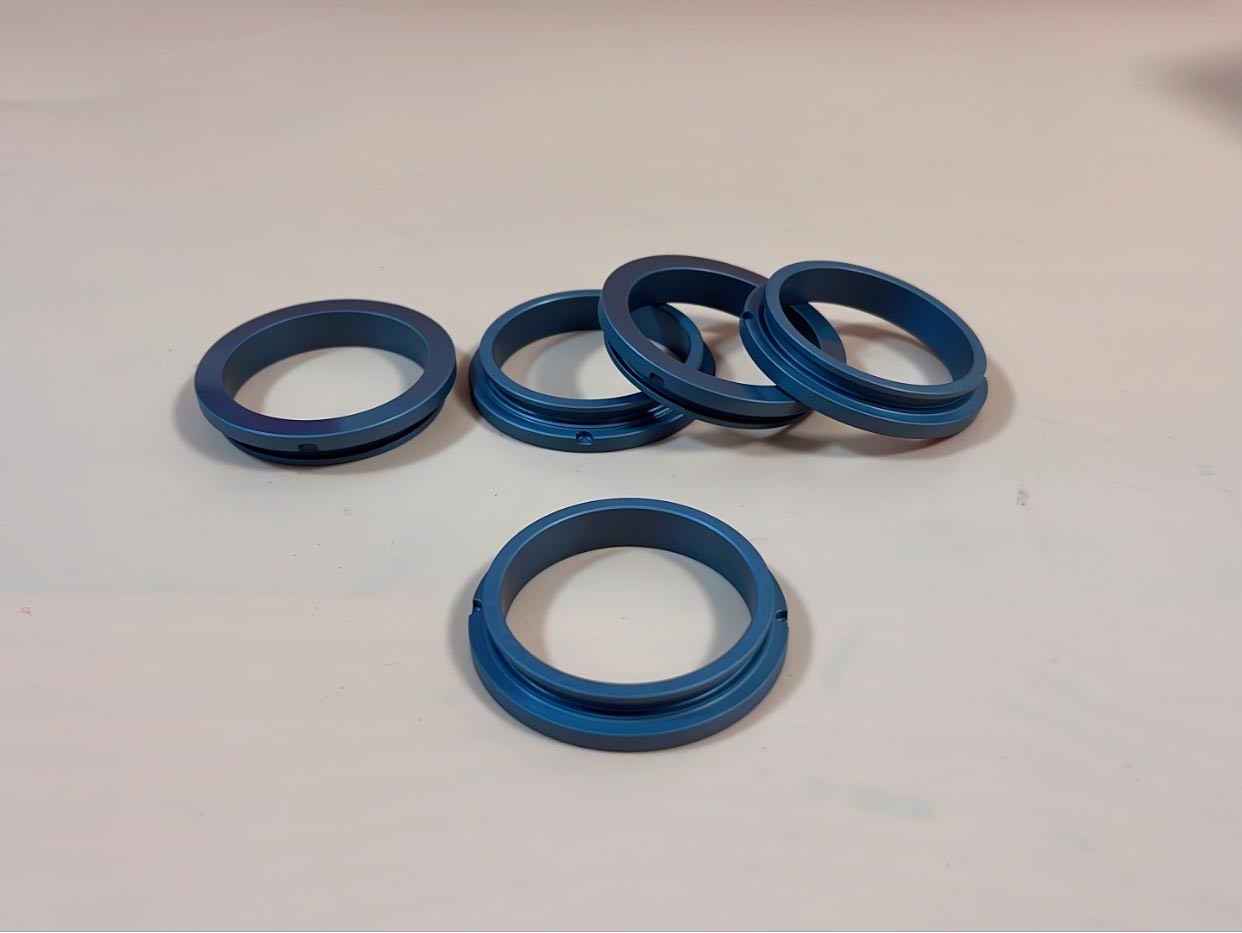 Corrosion and abrasion resistant stationary ring/rotary ring in silicon carbide