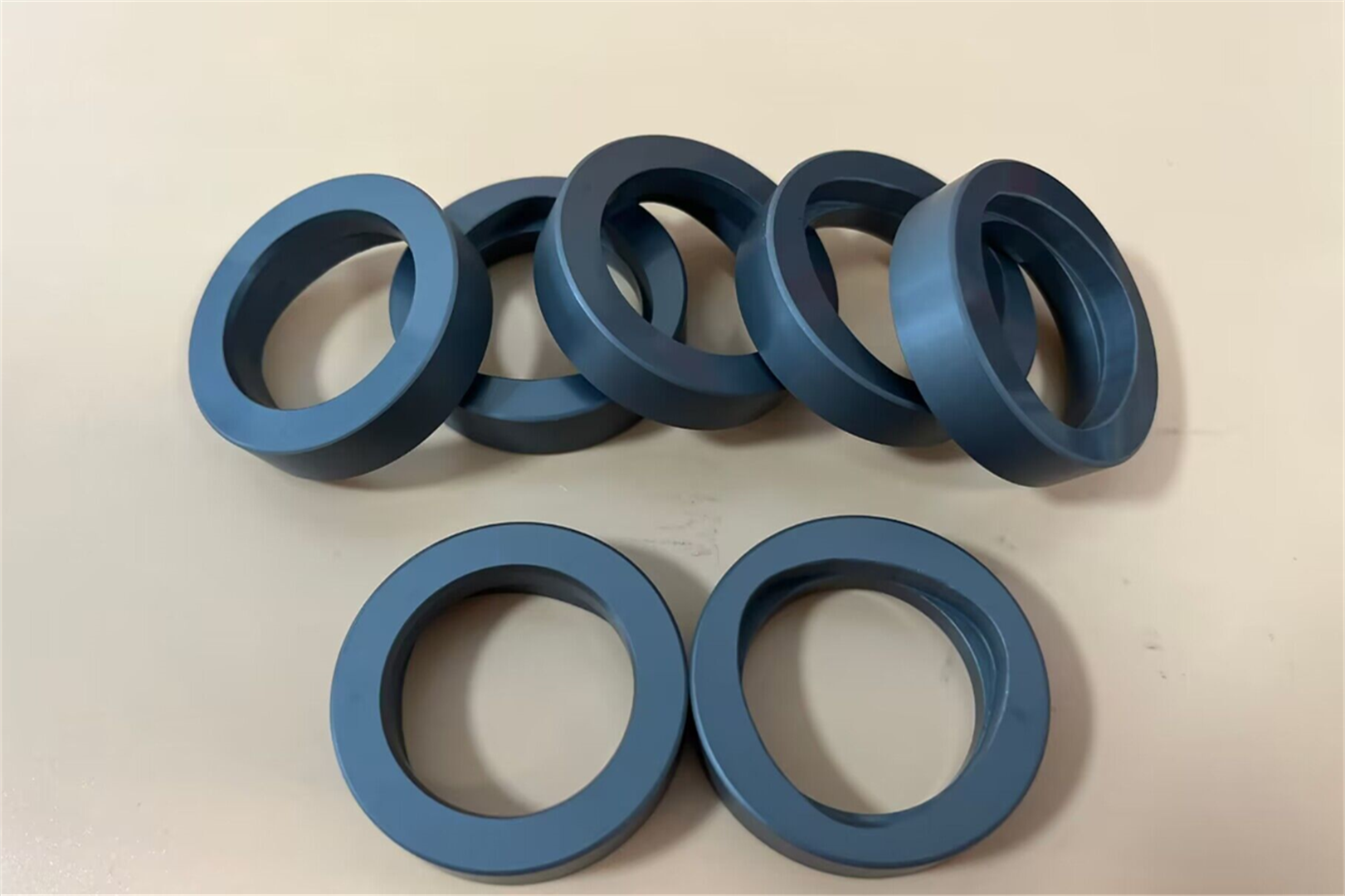 Silicon carbide mechanical pump shaft seals