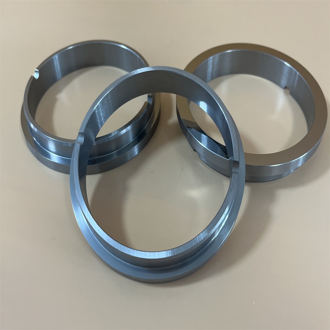 Tungsten carbide pump mechanical seal