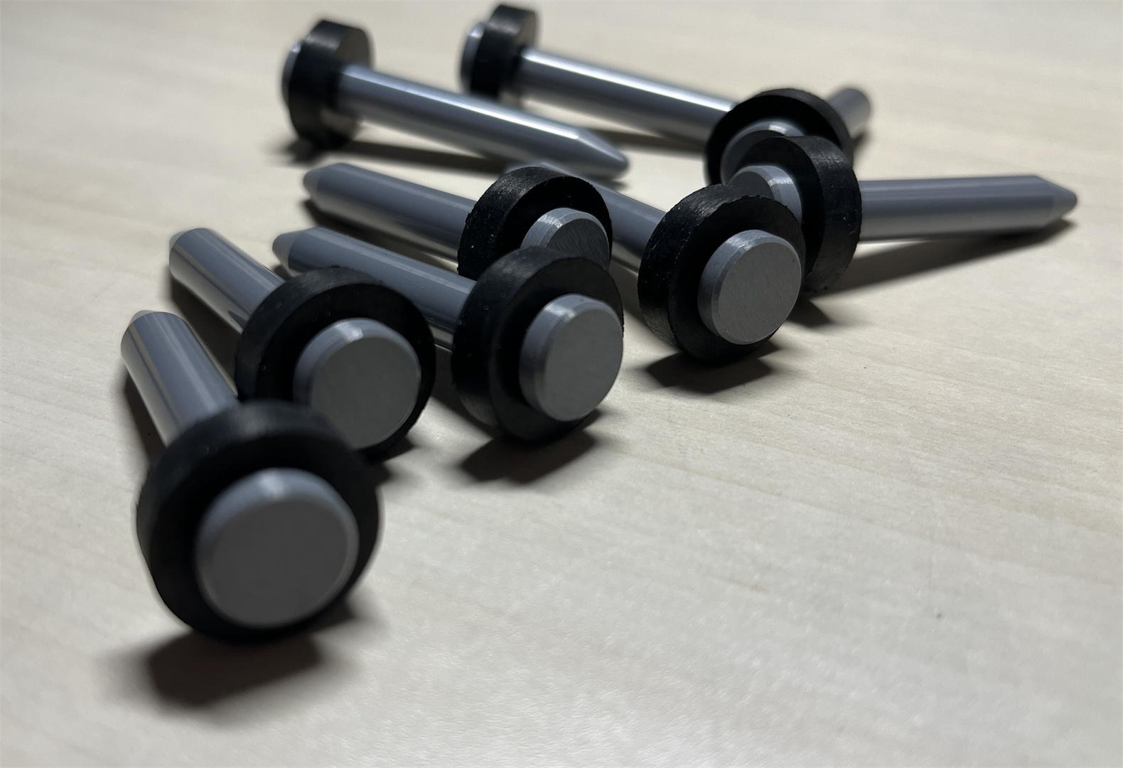 Silicon nitride ceramic nut welding pins in black and grey