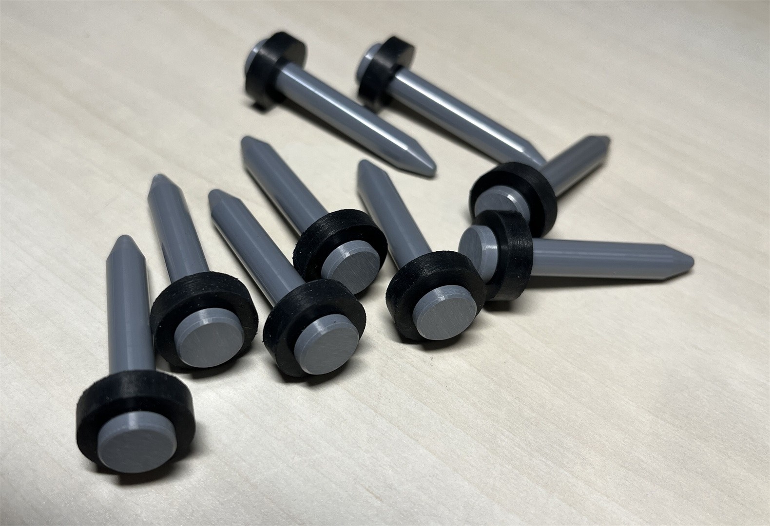 Silicon nitride ceramic nut welding pins in black and grey