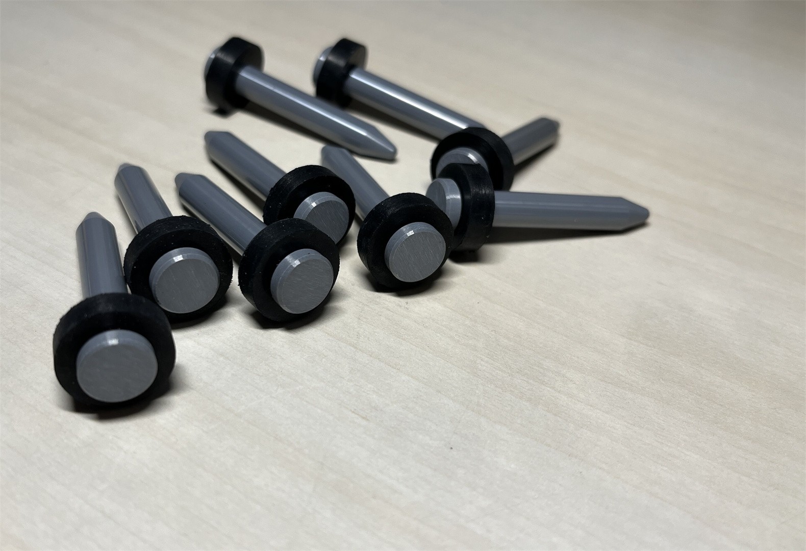 Silicon nitride ceramic nut welding pins in black and grey